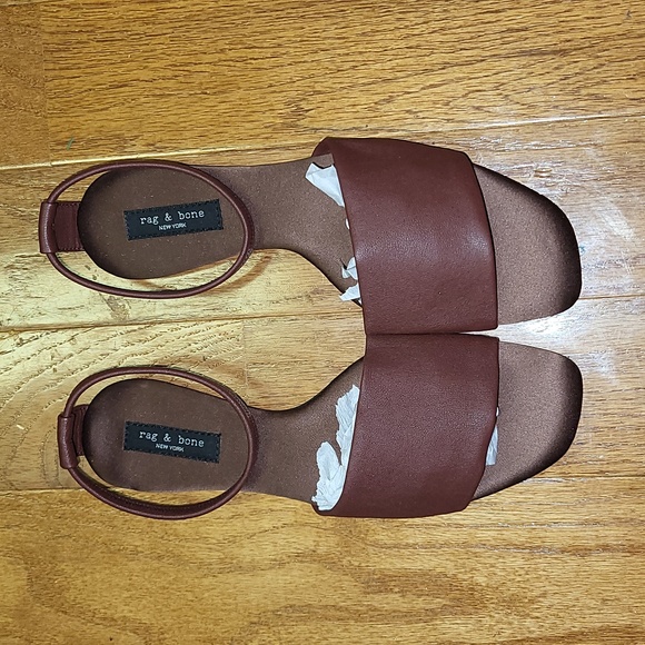 Ellory Leather Ankle-Cuff Flats - Picture 5 of 10